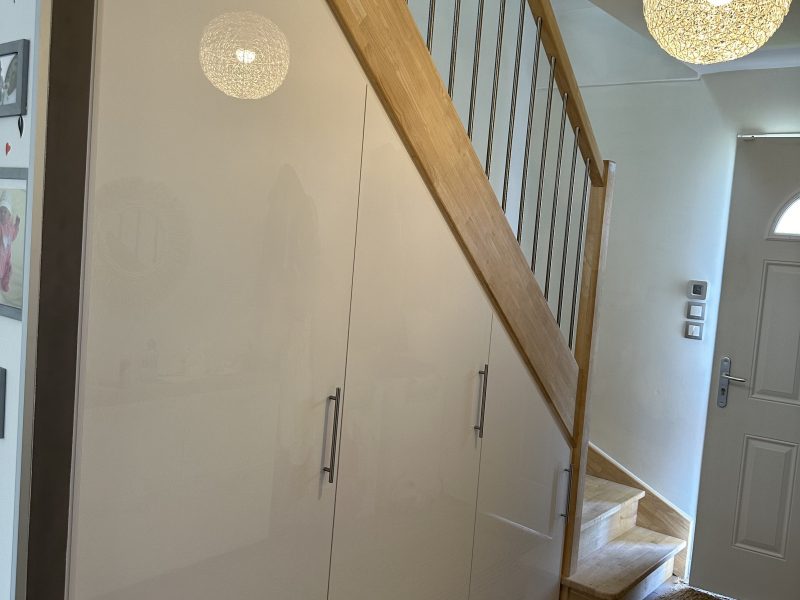 Agencement sous escalier